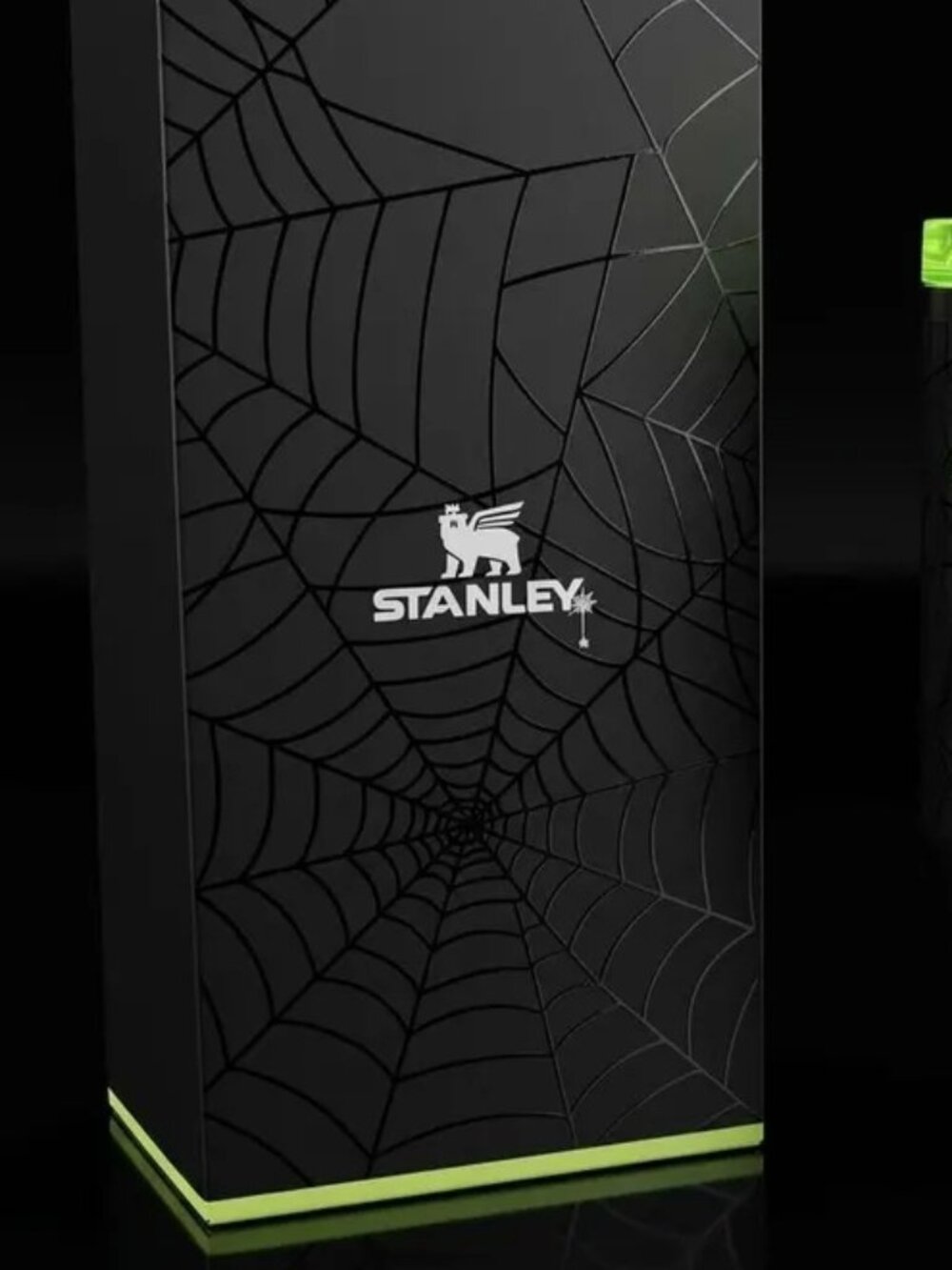 Stanley HALLOWEEN WEB GLOW H2.0 40oz Tumbler Limited Edition IN HAND - Picture 2 of 3